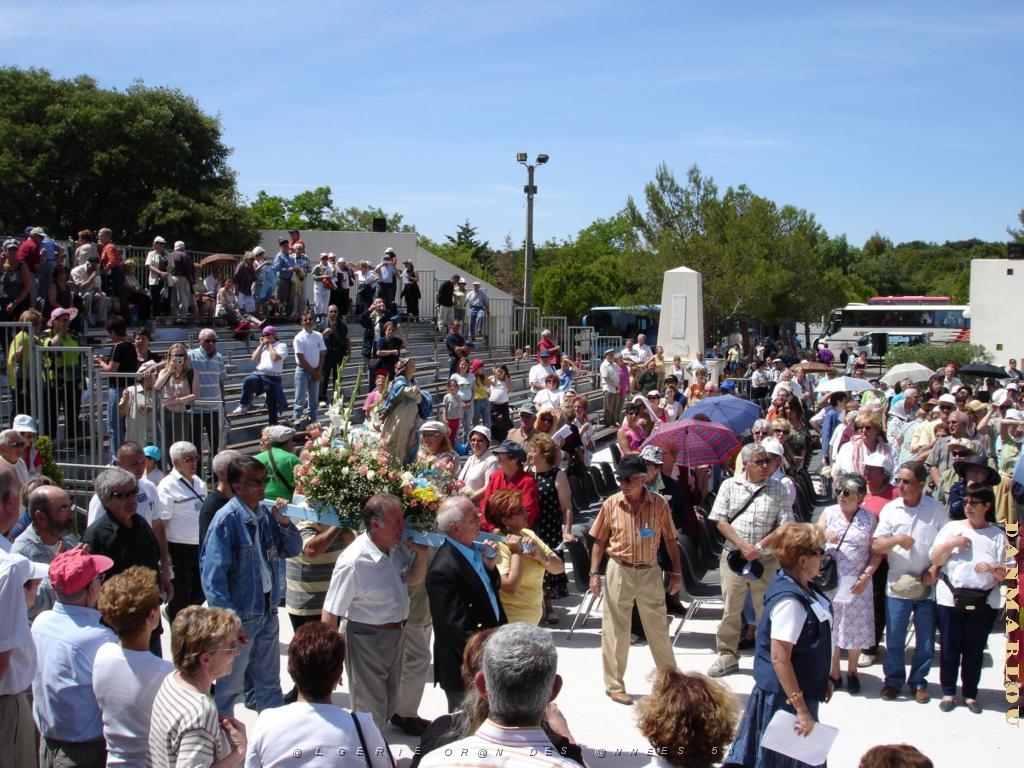 NIMES 25 MAI 2006 C MARIE LYNE BOINEAU EPOUSE LEGENRE 08.JPG